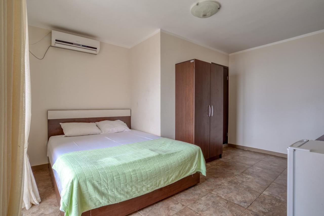 Apartmani Bronhi Sutomore Extérieur photo
