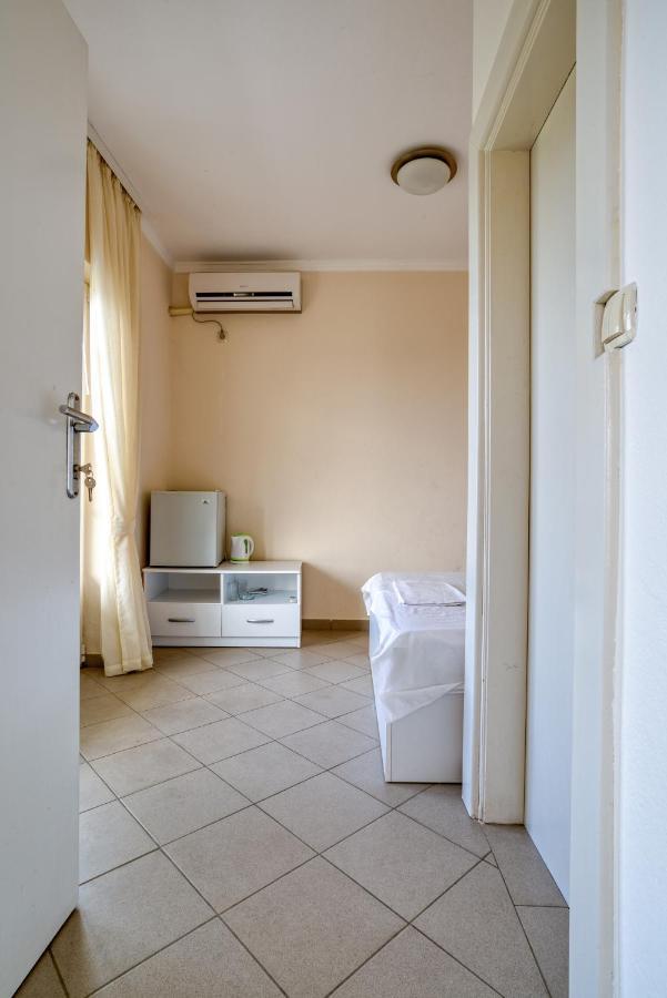 Apartmani Bronhi Sutomore Extérieur photo